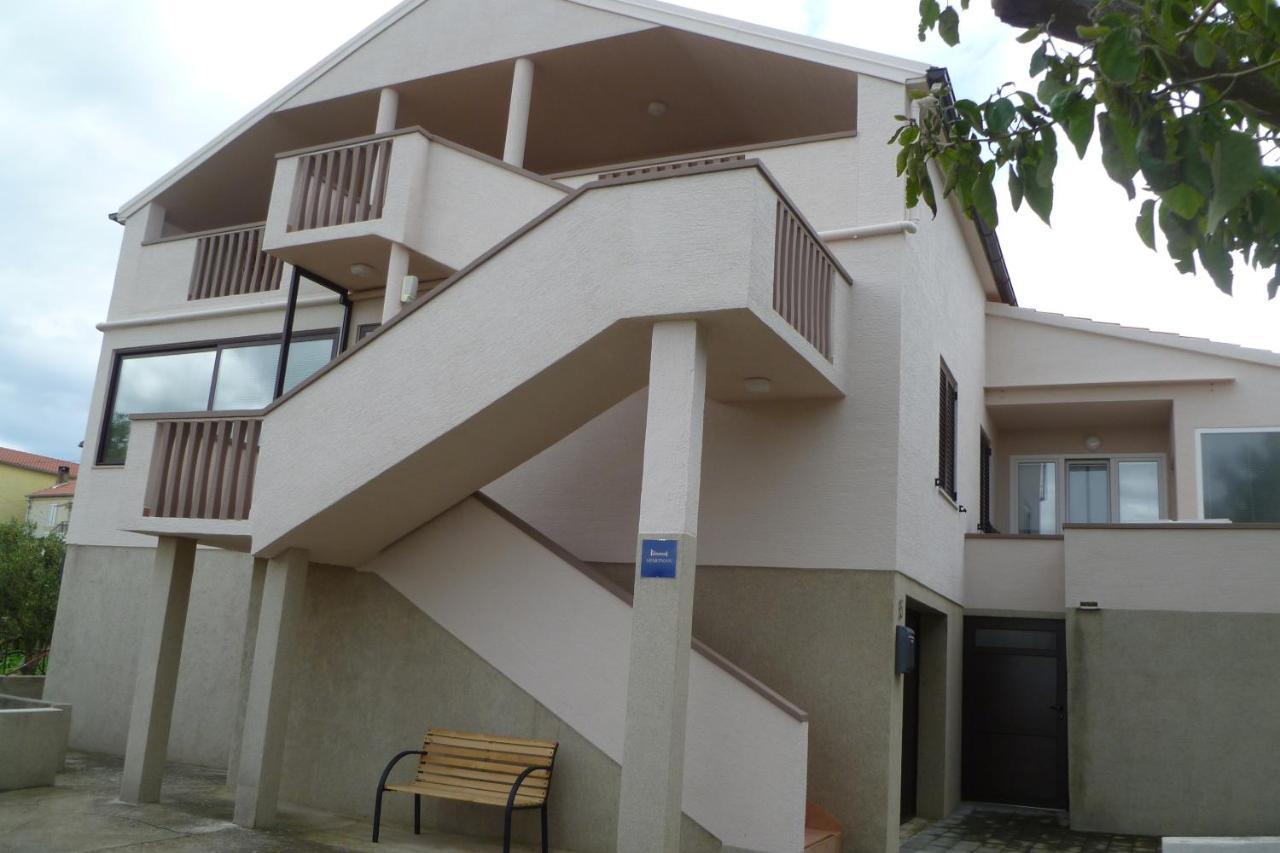 Apartments With A Parking Space Sali, Dugi Otok - 8154 Exterior photo
